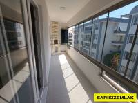 Akçay Sarıkız`dan Denize Yürüme Mesafesinde Ebeveyn Banyolu Site İçinde Satılık 3+1 Daire